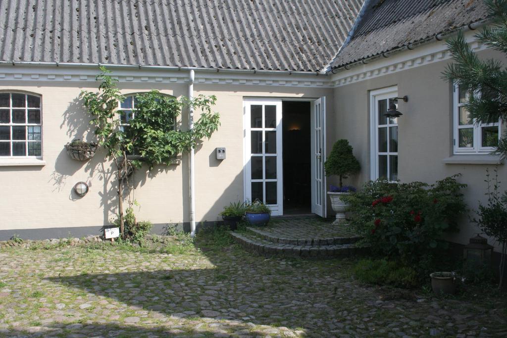 Teglgaarden Bed & Breakfast Vindeby  Exterior photo
